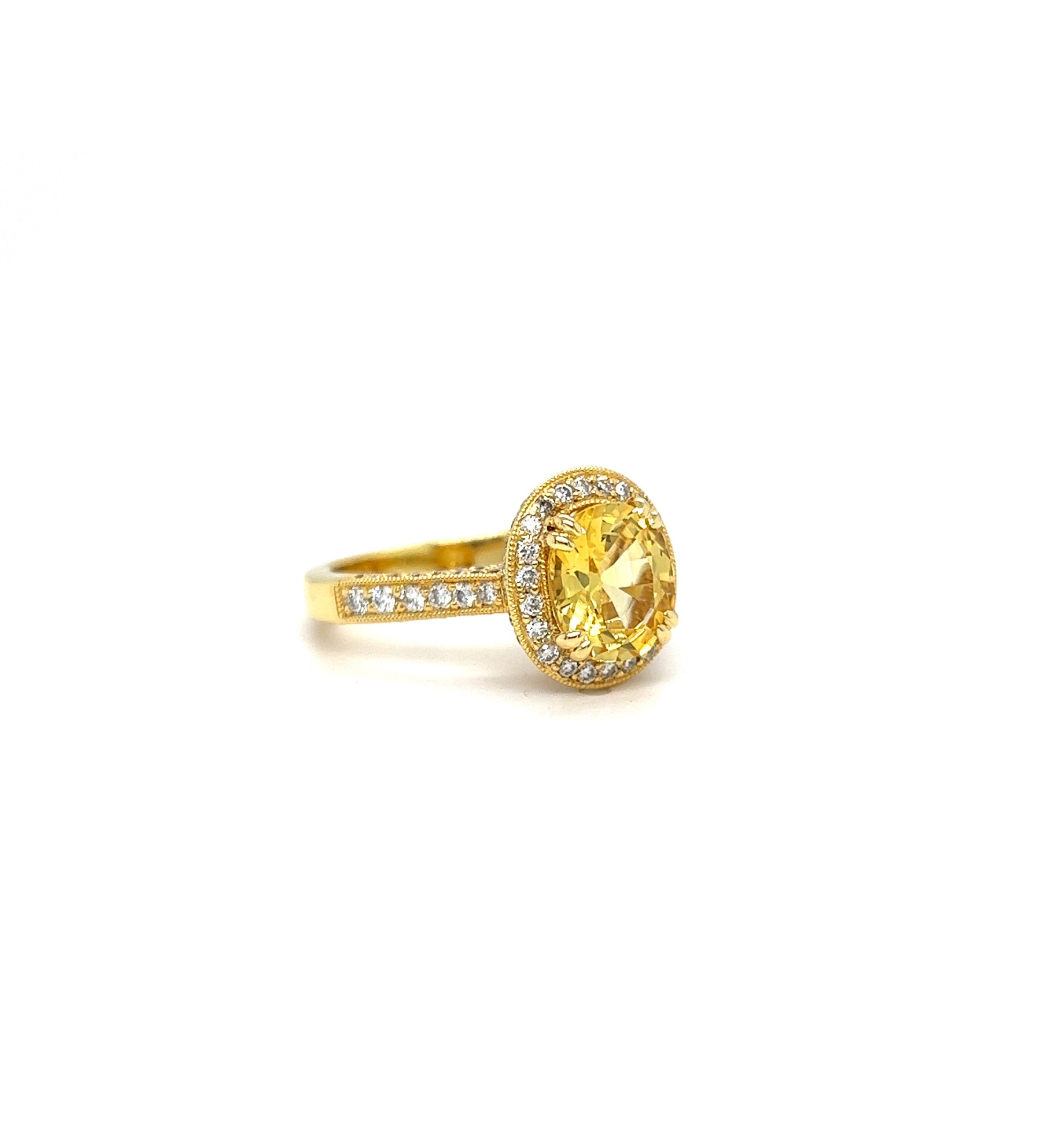 Yellow Gold 18k Diamond and Sapphire Ring | I&I Diamonds in Coconut Creek, FL