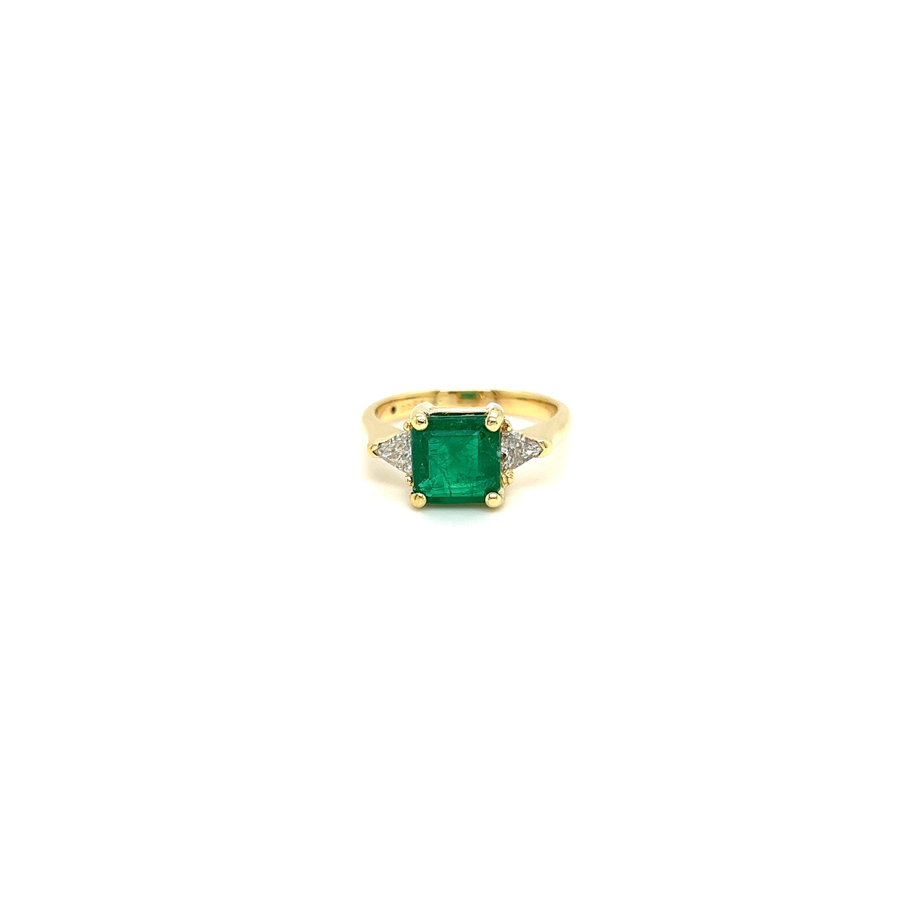 Yellow Gold 18k Diamonds and Green Emerald Ring | I&I Diamonds in Coconut Creek, FL