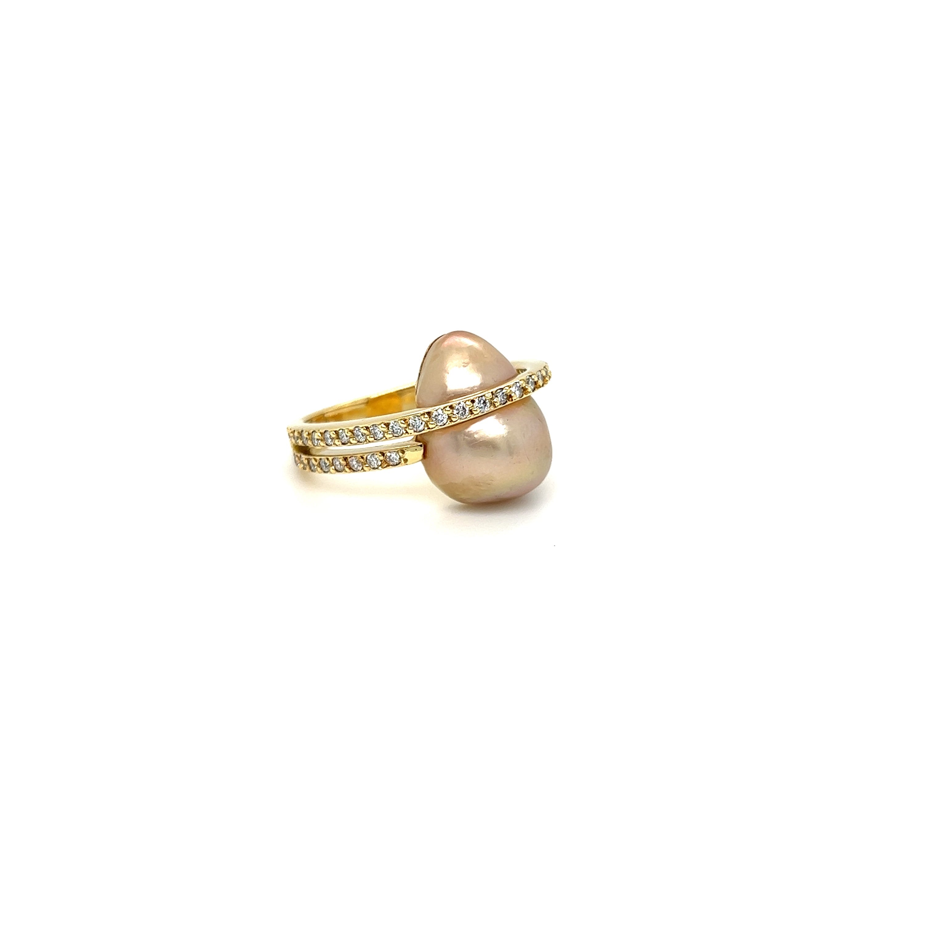 Yellow Gold 18k Diamond and Pearl Ring | I&I Diamonds in Coconut Creek, FL