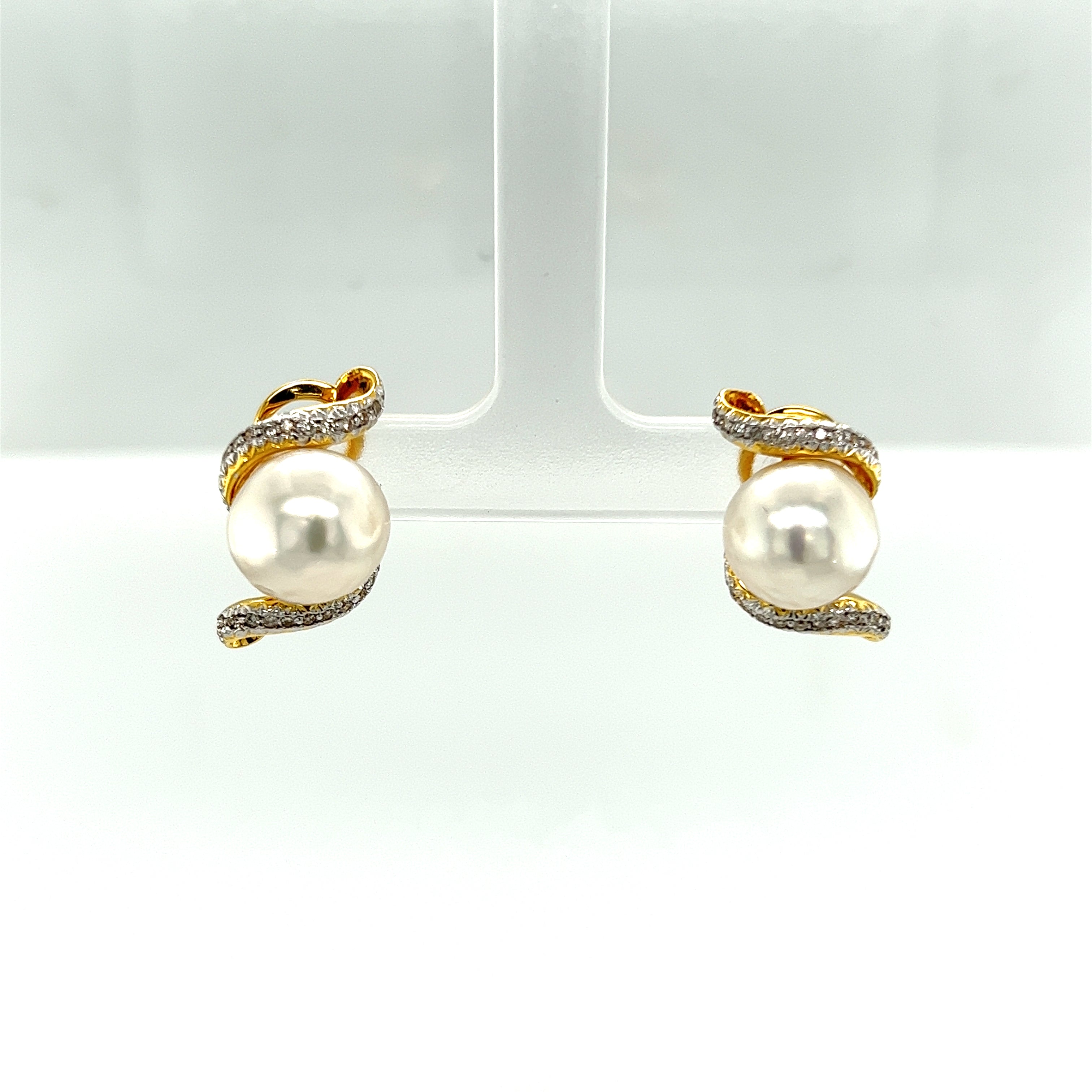 Yellow Gold 18k Diamond Pearl Earrings | I&I Diamonds in Coconut Creek, FL