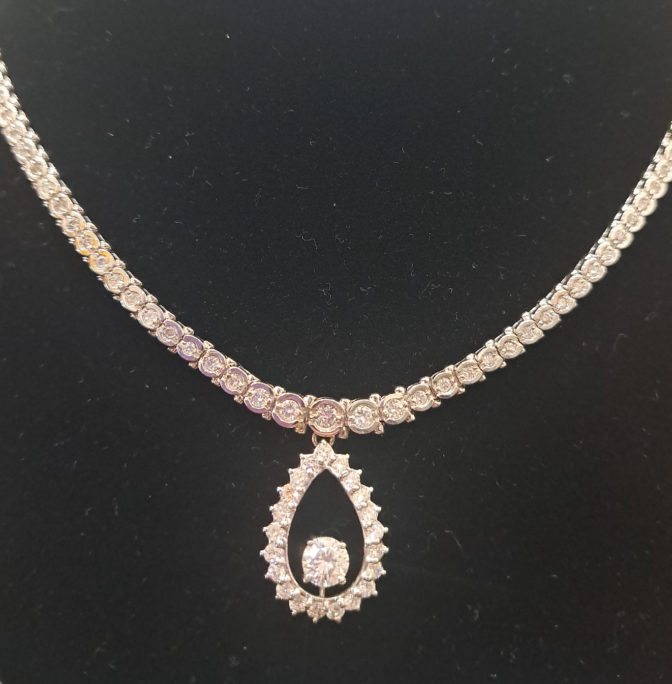 14k White Gold 12 carat Diamond Necklace