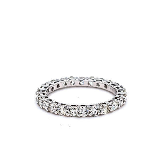 18 karat White Gold Diamond Eternity Band