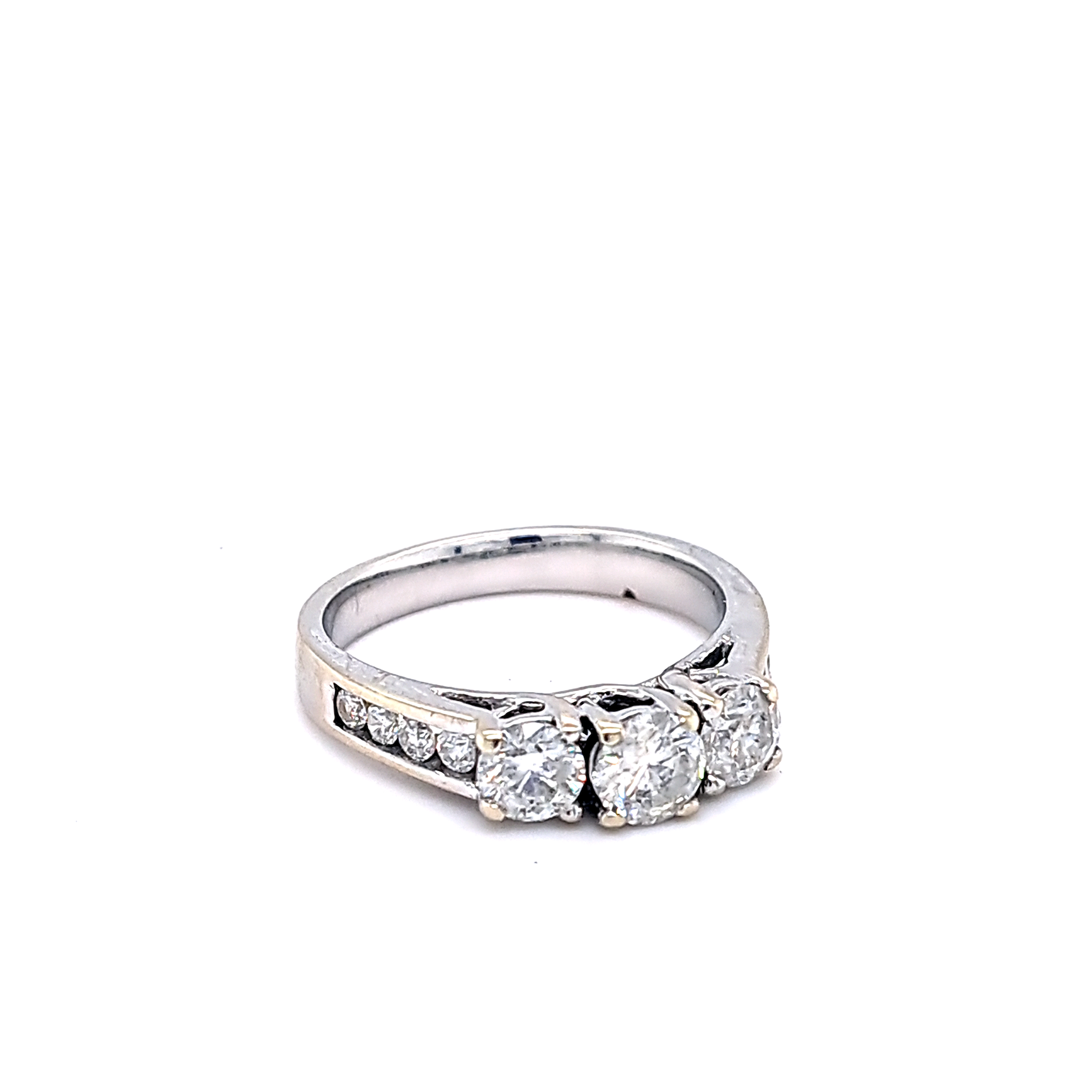 14k White Gold Diamond Ring