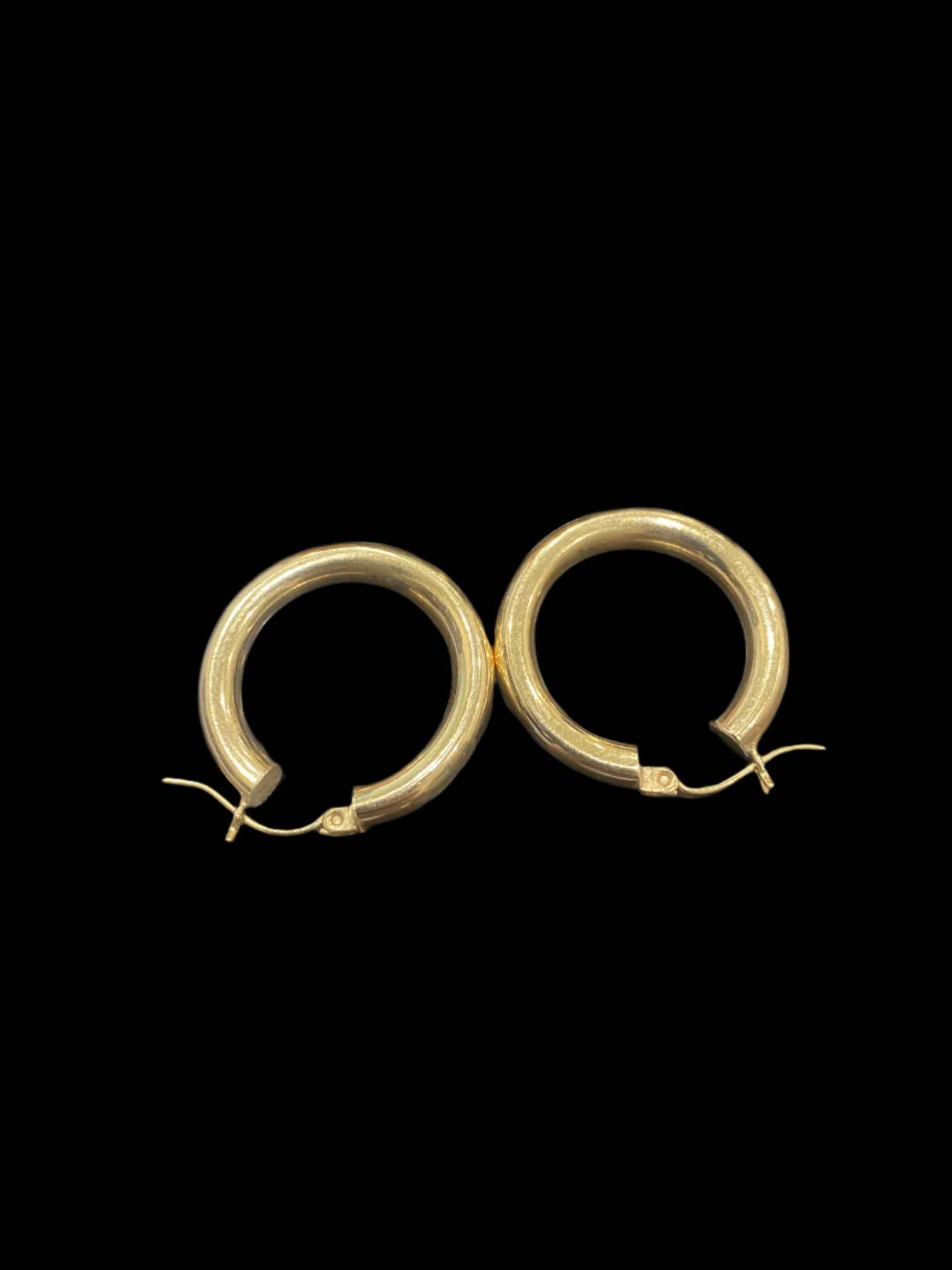 14k Yellow Gold 0.75 inch Hoop Earrings