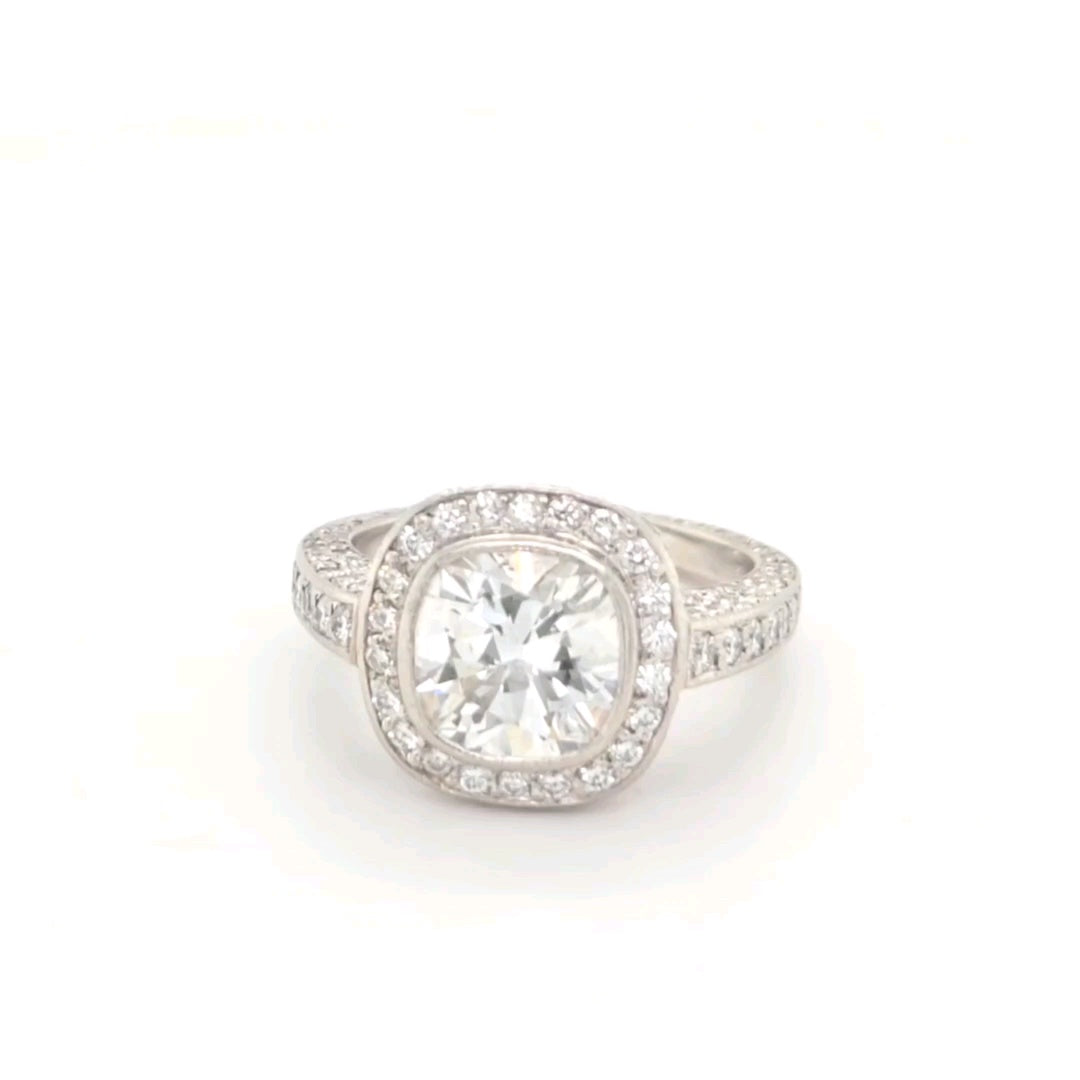 18k White Gold Cushion Cut Diamond Ring - 4.25ct