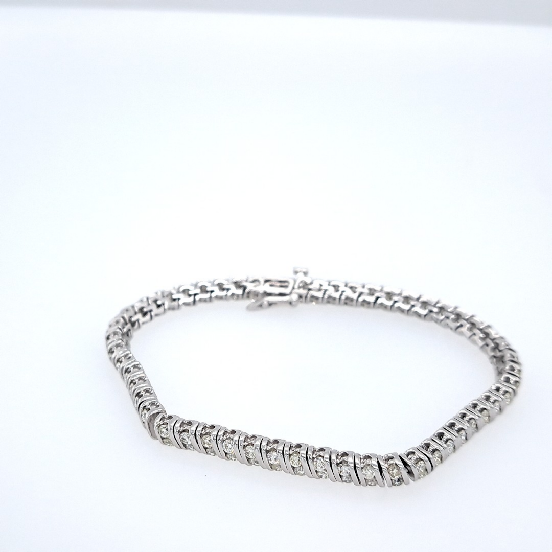 MK Diamonds 18kWG 18g diamond bracelet